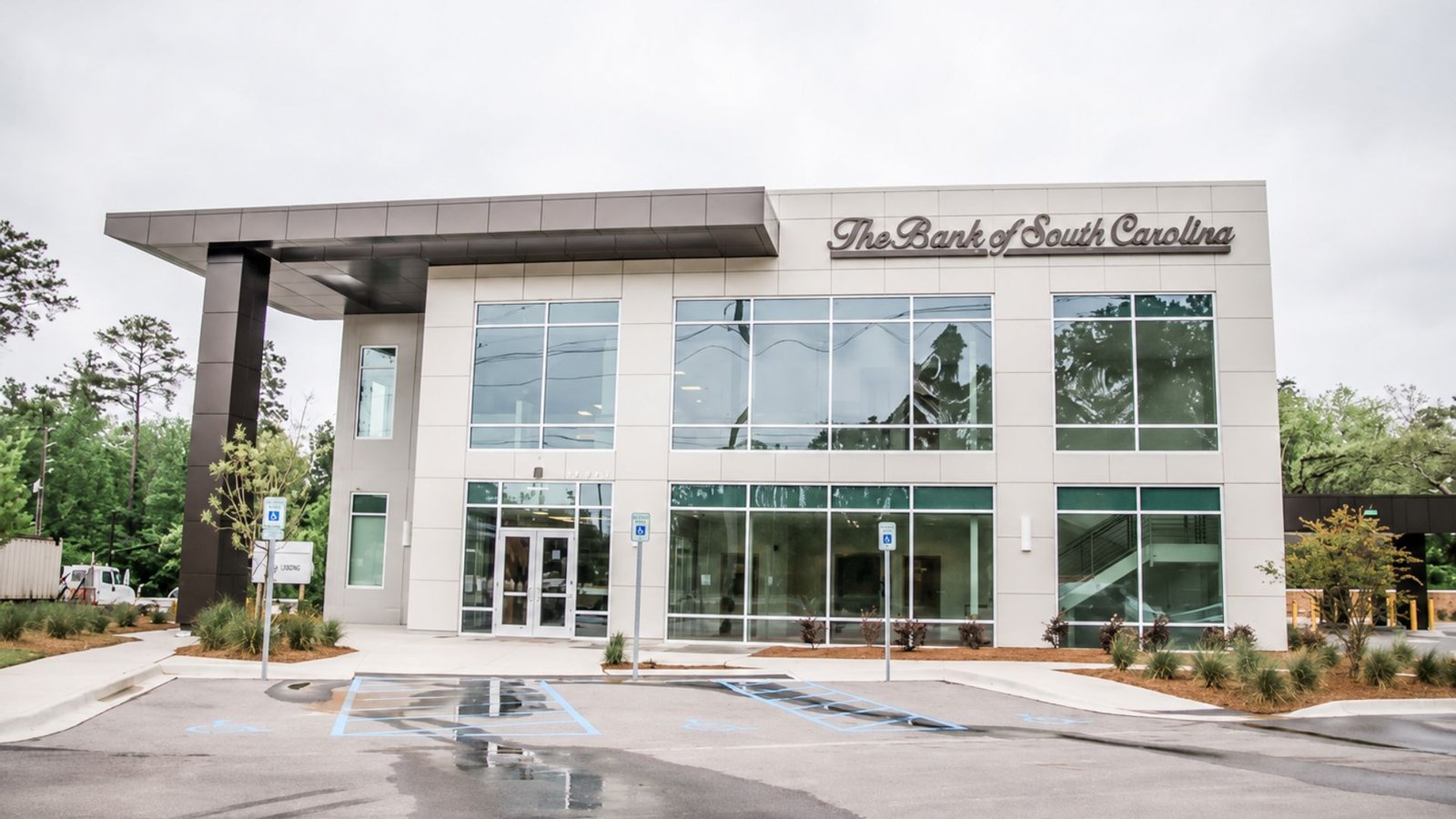 Bank of South Carolina building on Highway 78 in Ladson, home of Ingleside Family Dental